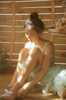 邻居的妻子